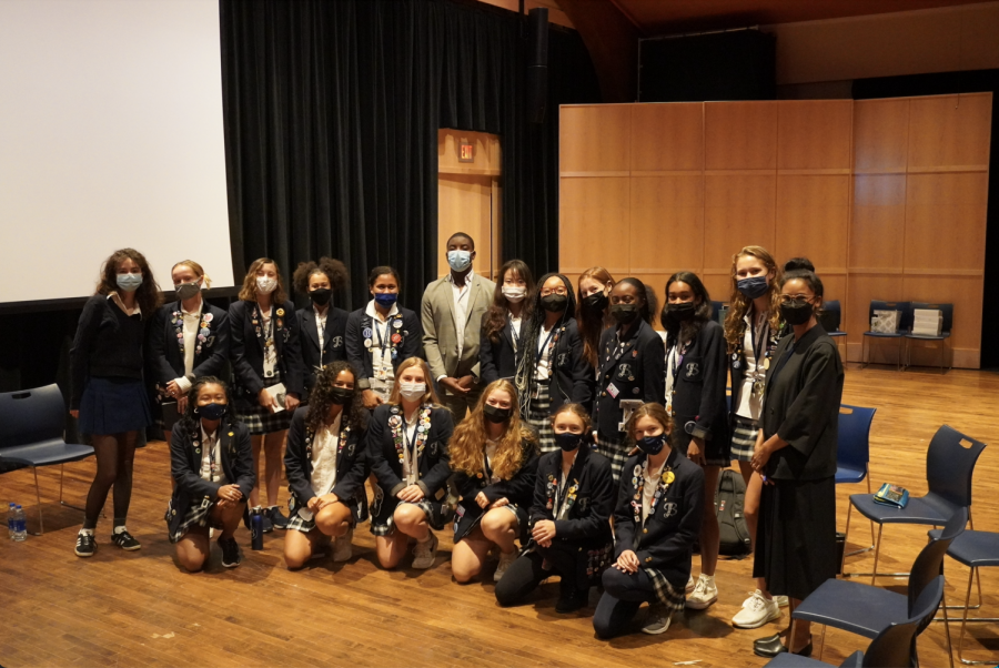 Kareem Rosser with the students of the Black in America senior seminar.